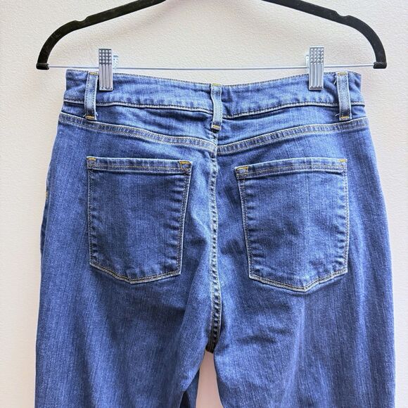 LL Bean Womens Sz 10 Reg Classic Fit Medium Wash Blue Denim Jeans - Picture 5 of 7